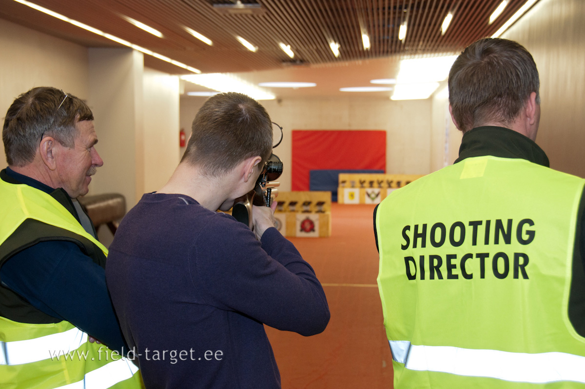 Iga laskuri tegemisi korraldab üks treener